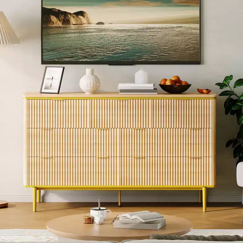 Comò a 7 cassetti per camera da letto, cassettiera scanalata in legno con mobiletto contenitore, design curvo, mobile TV con maniglie in metallo dorato per soggiorno