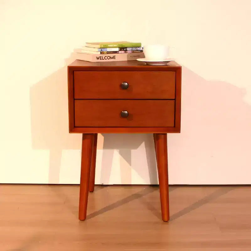 Comodino con 2 cassetti e design frontale angolato per camera da letto o soggiorno