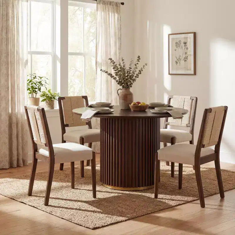 Set da pranzo rotondo Seema Modern a 5 pezzi con sedie imbottite in legno di gomma